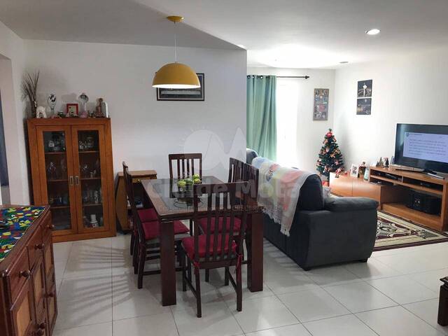#45 - Apartamento para Venda em Arraial do Cabo - RJ